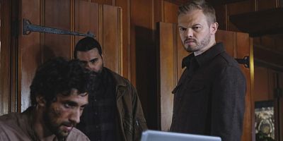 Poster der Serie Scorpions in a Bottle