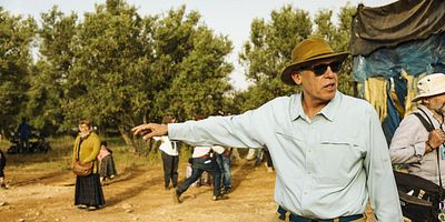 Poster der Serie Sources and Methods