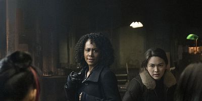 Poster der Serie The Dragon Dies at Dawn