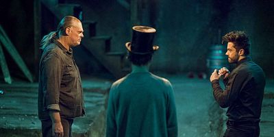 Poster der Serie The Light Above