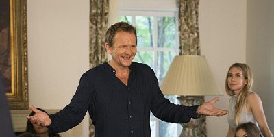 Poster der Serie Accredo