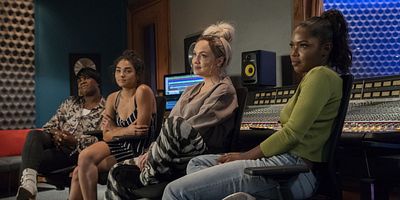 Poster der Serie Wurzeln und Flügel