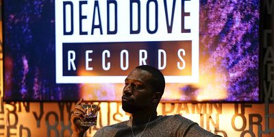 Poster der Serie Authority Figures