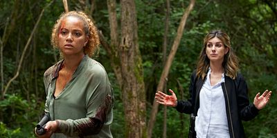 Poster der Serie Off the Path