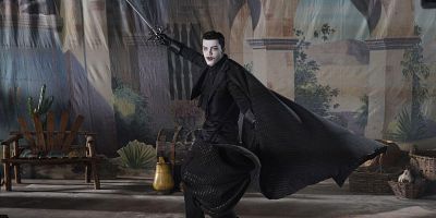 Poster der Serie Ace Chemicals