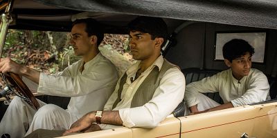 Poster der Serie Leaving Home