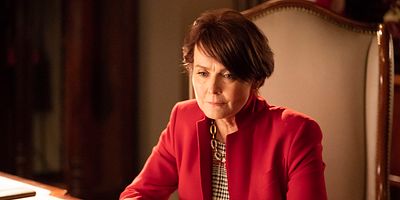 Poster der Serie Please Say No One Else Is Dead