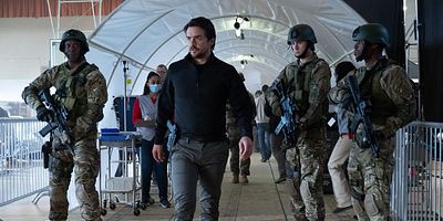 Poster der Serie Stay in the Light