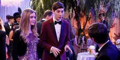 Poster der Serie P-R-O-M-P--PROMPOSAL