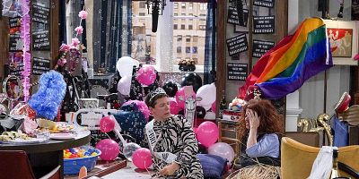 Poster der Serie The Things We Do For Love