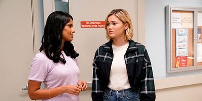 Poster der Serie White Lines