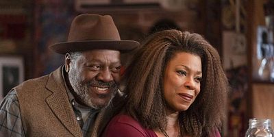 Poster der Serie Laid Bare