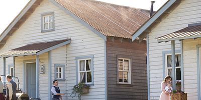 Poster der Serie Surprise