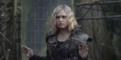 Poster der Serie Asche zu Asche