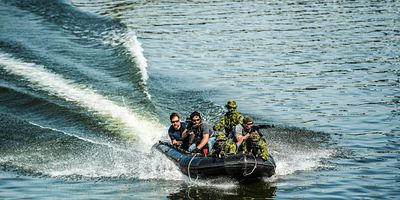 Poster der Serie Zurück im Team