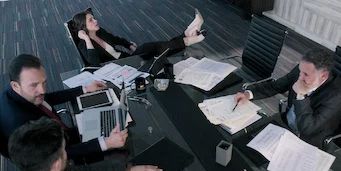 Poster der Serie Bottom