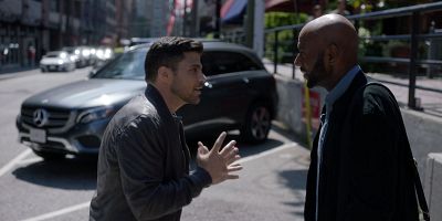 Poster der Serie Mixed Signals