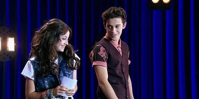 Poster der Serie Una canción con Matteo, sobre ruedas