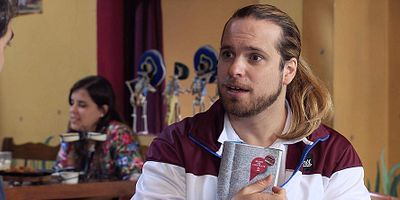 Poster der Serie Una verdad salio a la luz, sobre ruedas