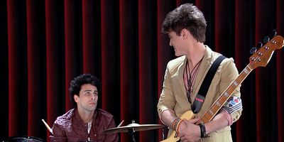 Poster der Serie Una confusión de sentimientos, sobre ruedas