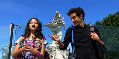 Poster der Serie Una viaje, sobre ruedas