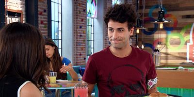 Poster der Serie Un Open Music de revelaciones, sobre ruedas