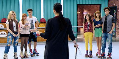 Poster der Serie Una Nueva Entrenadora, Sobre Ruedas