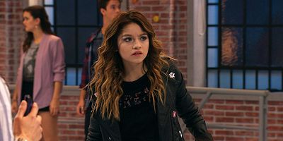 Poster der Serie Encerrados, sobre ruedas