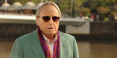 Poster der Serie Un falso numero de teléfono, sobre ruedas