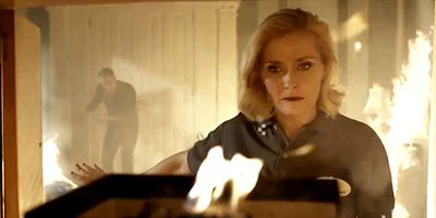 Poster der Serie Un incendio, sobre ruedas