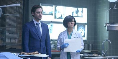 Poster der Serie Fragen und Antworten