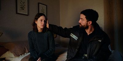 Poster der Serie Sie sind da