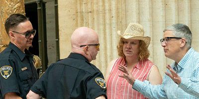 Poster der Serie 161, 153, 137, 122, 106, 105, 104, 102 (We're Still Counting Almonds.)