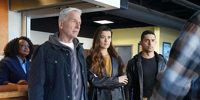 Poster der Serie Regel Neun