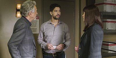 Poster der Serie Spectator Slowing