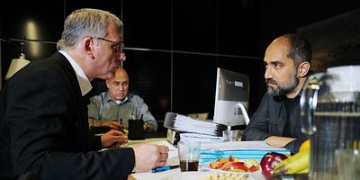 Poster der Serie Chapter 9: The Perfumer and the Tanner