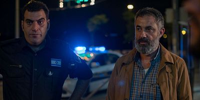 Poster der Serie Chapter 2: I Love Toto