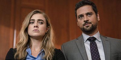 Poster der Serie False Horizon