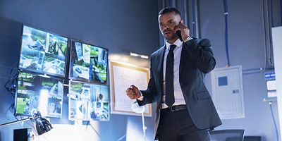 Poster der Serie Favorite Son