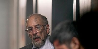 Poster der Serie Erdbeben