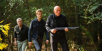 Poster der Serie Father + Son + Father + Matriarch