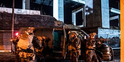 Poster der Serie Strafmaßnahme