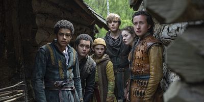 Poster der Serie Storm Clouds Gather