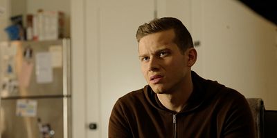 Poster der Serie Geiselnahme in der Notrufzentrale