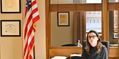 Poster der Serie Hide in Plain Sight