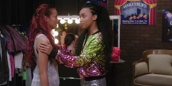 Poster der Serie Simon Sayz