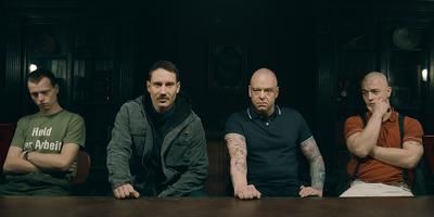 Poster der Serie Mannschaft