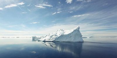 Poster der Serie Designer-DNS