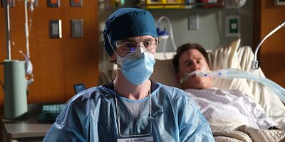 Poster der Serie An vorderster Front (2)