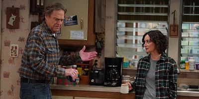 Poster der Serie Protest, Drug Test and One Leaves the Nest